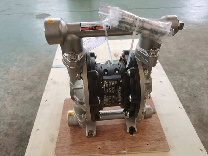 四噸鍋爐布袋除塵器